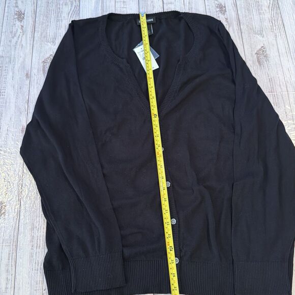 NWT Lane Bryant V Neck Button Down Women’s Black Cardigan Sweater 22/24 - Picture 3 of 10